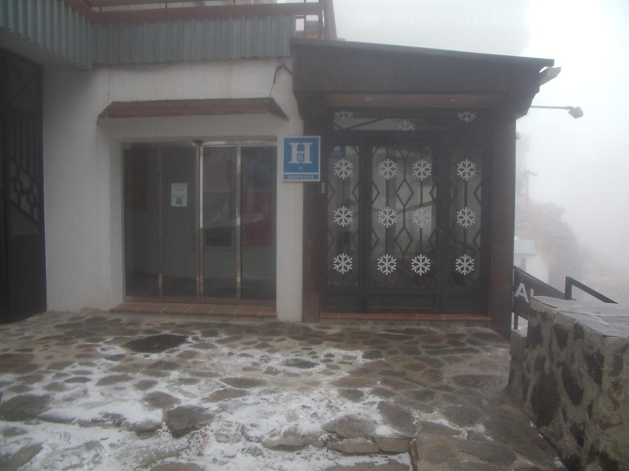 Hostal Yeti Σιέρρα Νεβάδα Εξωτερικό φωτογραφία