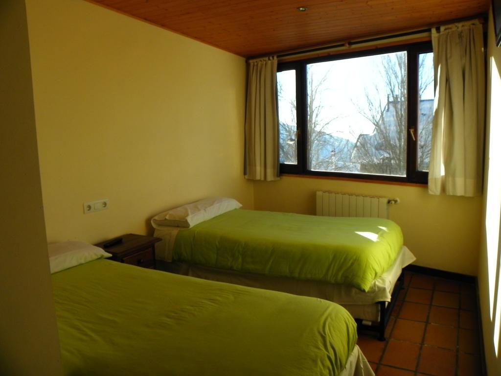 Hostal Yeti Σιέρρα Νεβάδα Εξωτερικό φωτογραφία